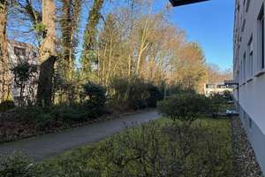 Ein Zuhause mit viel Raum, Licht und Lebensqualität -Helle 4-Zi.-Wohnung mit Balkon in KA-Bergwald – Elsa-Brändström-Straße 21, 76228 Durlach, Karlsruhe – Vorschaubild 3