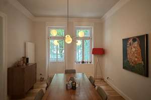 BEAUTIFUL AND RENOVATED APARTMENT! Zuhause mit 4 Zimmern in zentraler Lage von Wiesbaden