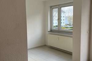 In Mainz-Hechtsheim: Gepflegte 2-Zimmer-Wohnung mit gehobener Innenausstattung mit Balkon u. Keller – Die vollständige Adresse der Immobilie erhältst du vom Anbieter., 55129 Hechtsheim, Mainz – Vorschaubild 3