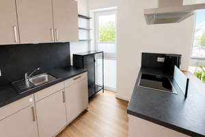 Hochwertig möblierte 2-Zimmer-Neubauwohnung in Hamburg-Bramfeld mit Fahrstuhl, Keller und A+ – Bramfelder Chaussee 253, 22177 Bramfeld, Hamburg – Vorschaubild 5
