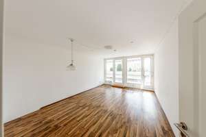 Wohnen wie ein Olympiasieger – Exklusive Terrassenwohnung im Olympiadorf! – Die vollständige Adresse der Immobilie erhältst du vom Anbieter., 80809 Am Riesenfeld, München – Vorschaubild 7