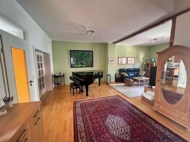 Immobilie in Schöneck - 2 Wohneinheiten mit einer ca. 140 m² großen Gewerbeeinheit-Restaurant - Bild 7