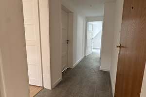 Alltagstaugliche 2,5-Zimmer-Wohnung in Bochum – Die vollständige Adresse der Immobilie erhältst du vom Anbieter., 44799 Wiemelhausen, Bochum – Vorschaubild 2