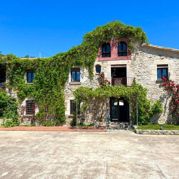 Charmantes Bauernhaus aus dem 19. Jahrhundert mit spektakulärer Aussicht