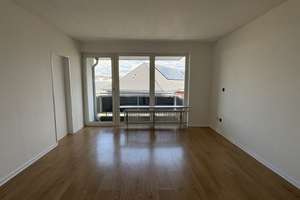 Top Lage! Exklusive 2 Zimmer Wohnung in Düsseldorf Bilk – Merowingerstraße 96, 40225 Bilk, Düsseldorf – Vorschaubild 3