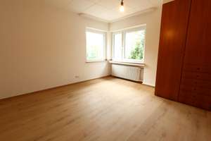 Totalrenoviert, 3 Zimmern, neue Küche, neue Badzimmer, Balkon und Garage in Essen-Rüttenscheid – 45131 Rüttenscheid, Essen – Vorschaubild 7
