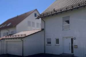 Traumhaftes Zuhause für Ihre Familie: Doppelhaushälfte in Ulm-Lehr