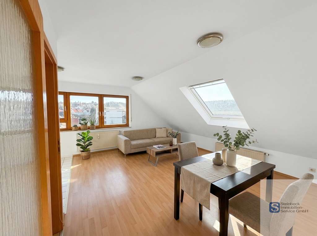 Immobilie in Stockach - Sofort bezugsfrei! DG-Wohnung in Stockach - sofort einziehen oder vermieten - Bild 0