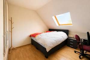 Einfamilienhaus mit viel Platz in familienfreundlicher Lage! Wärmepumpe, PV-Anlage, Terrasse – Die vollständige Adresse der Immobilie erhältst du vom Anbieter., 26897 Hilkenbrook – Vorschaubild 16