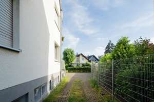 Moderne Eigentumswohnung mit Garage und Balkon zentral und ruhig gelegen in Dellbrück – 51069 Dellbrück, Köln – Vorschaubild 11