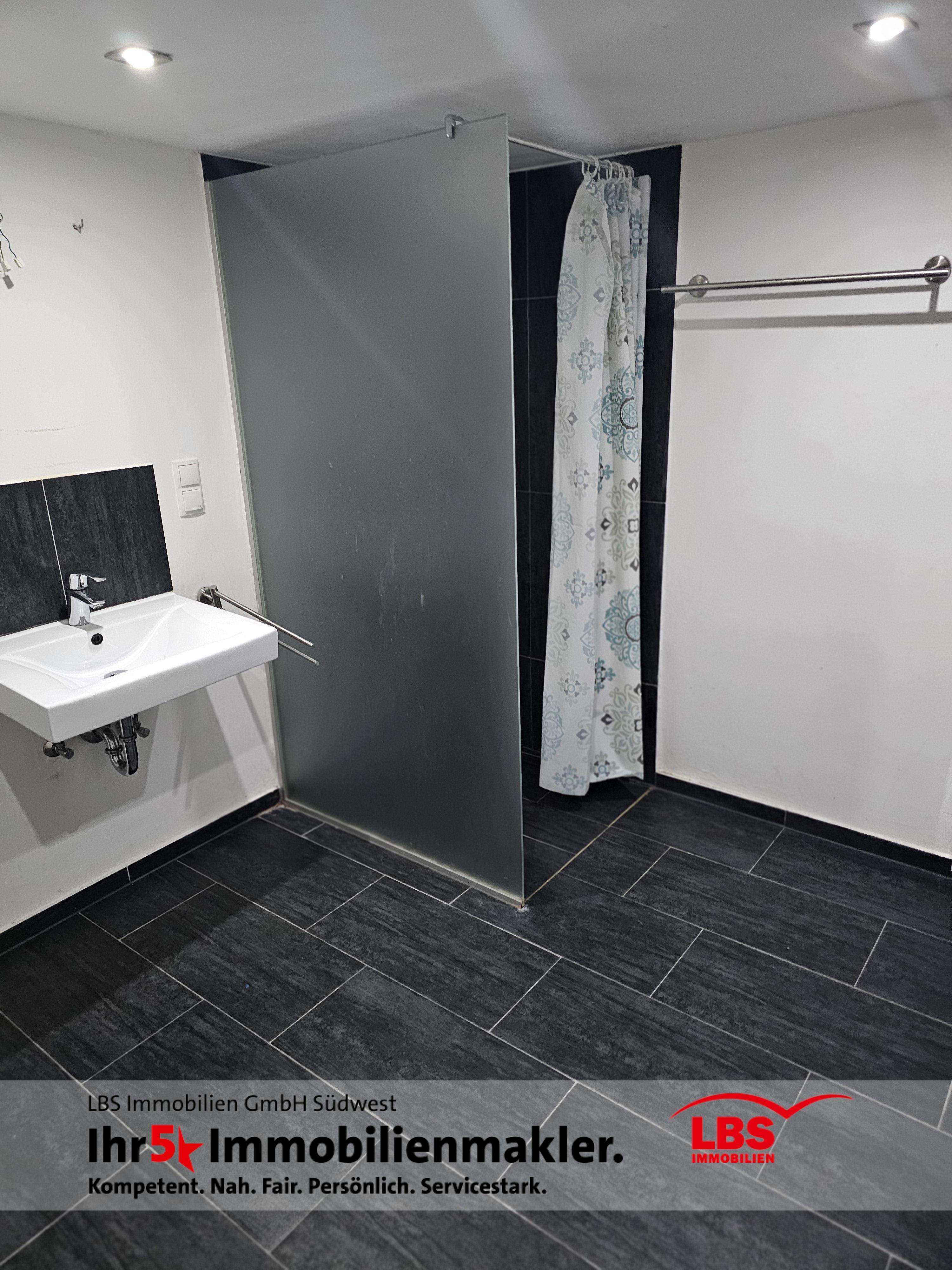 Immobilie in Eisenberg (Pfalz) - Zwei Häuser ein Preis!  - Bild 4