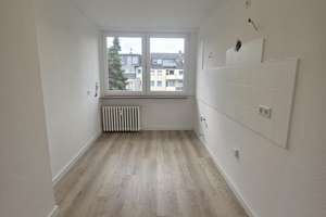 Stilvolle 4-Zimmer-Wohnung in ruhiger, zentraler Lage von Viersen - bezugsfertig & provisionsfrei – Die vollständige Adresse der Immobilie erhältst du vom Anbieter., 41747 Viersen – Vorschaubild 10