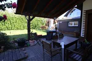 Langenfeld-Wiescheid! Charmantes Fachwerkhaus mit großem Grundstück und Carport. – Mettmann (Kreis) – Vorschaubild 2