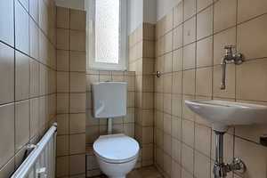 Charmante 3-Zimmer-Wohnung mit Balkon & Einbauküche im Herzen von Düsseldorf-Golzheim – Düsseldorf – Vorschaubild 14