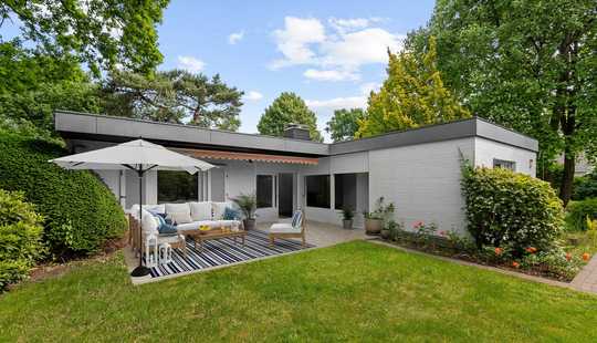 Bild von Licht, Luft und Leben auf einer Ebene – Gepflegter Bungalow mit viel Charme in Rissen