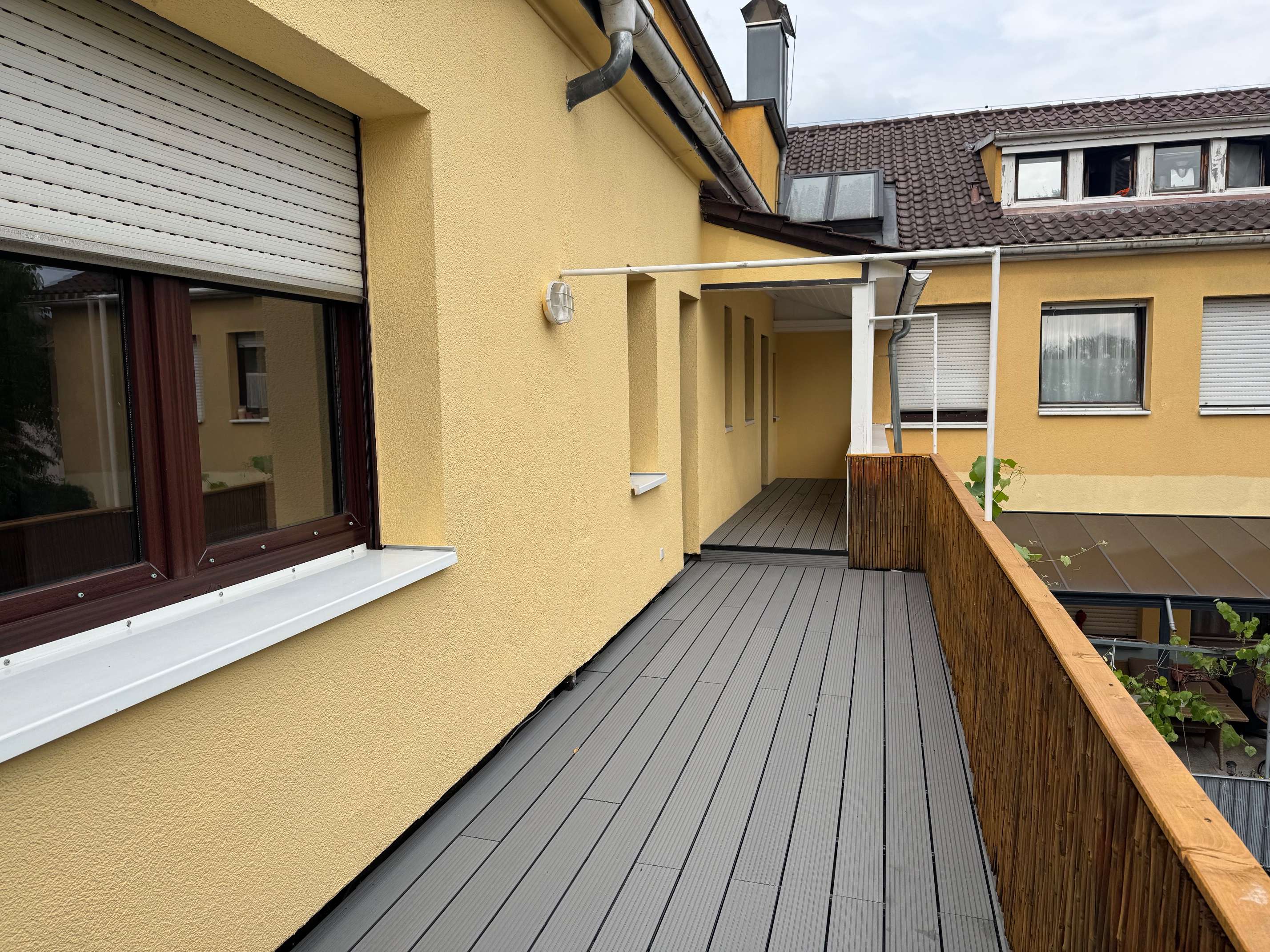 Immobilie in Ebersbach an der Fils - Familientraum mit Stil: Neu renovierte 5-Zimmer Wohnung mit großer Terrasse & morderne EBK  - Bild 10