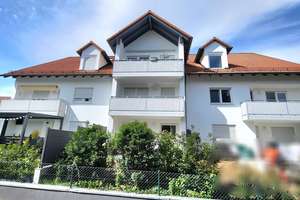 +++Neu-Ulm/Reutti
großzügige 3-Zi.-ETW,
94,89 m² Wfl.,
EBK, Balkon, 
wunderschöne Lage+++ – 89233 Neu-Ulm – Vorschaubild 4