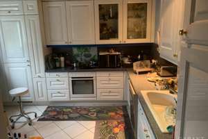 Charmante Doppelhaushälfte mit Garten, Dachstudio und Garage in ruhiger Lage von München-Perlach