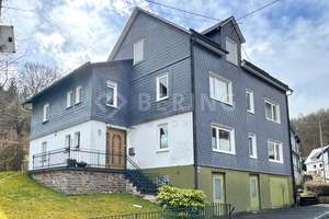 ZWEIFAMILIENHAUS IN SIEGEN - EISERN