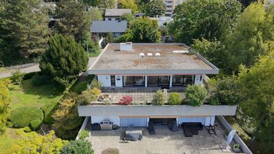 Exklusives, großzügiges Penthouse mit 2 Garagen und großer, sonniger Panoramaterrasse in Traum