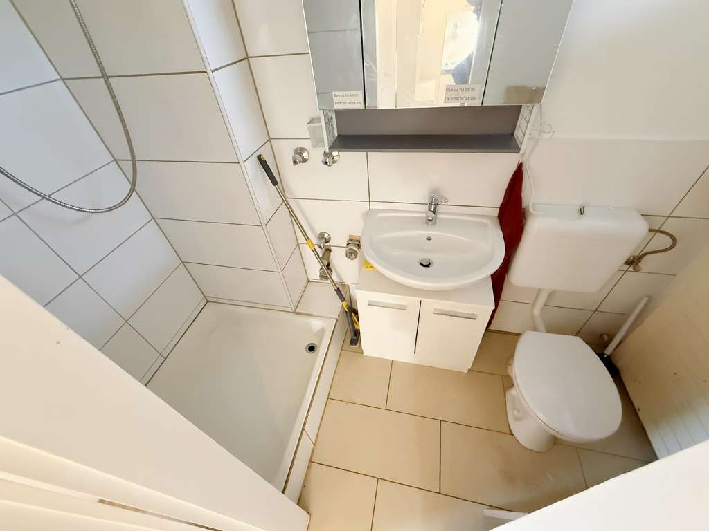 Immobilie in Krefeld - LEERSTEHENDES ERDGESCHOSSAPARTMENT MIT LOGGIA IN KREFELD-INRATH ZU KAUFEN!!! - Bild 4