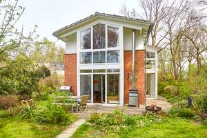 Licht - Ruhe - Natur.
Stilvolles Architektenhaus am Naturschutzgebiet. – Die vollständige Adresse der Immobilie erhältst du vom Anbieter., 22397 Wohldorf-Ohlstedt, Hamburg – Vorschaubild 2