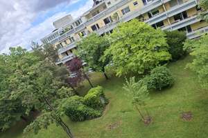 KOMPLETT RENOVIERTES APP. MIT BALKON UND BLICK INS GRÜNE – Volkartstrasse 0, 80636 Dom Pedro, München – Vorschaubild 11