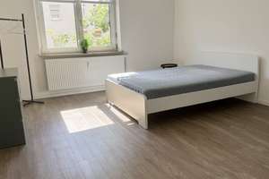 Gärten b. Wöhrd ! WG-taugliche möblierte 3-Zi.-WG-Whg.,  moderne Ausstattung, 2. OG ohne Balkon – Die vollständige Adresse der Immobilie erhältst du vom Anbieter., 90489 Veilhof, Nürnberg – Vorschaubild 4
