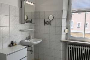 1-Zi.Wohnung 30 m² möbliert | 850€ |zentral nahe Uni BT ab 15.09. – Rathenaustraße 28, 95444 Altstadt, Bayreuth – Vorschaubild 9