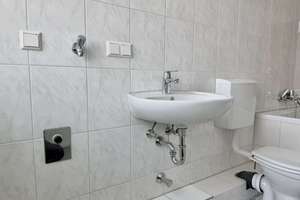 Ideal für WG oder Paare: 3-Zimmer-Wohnung mit Stellplatz – Badenstedter Straße 78, 30453 Linden-Mitte, Hannover – Vorschaubild 2