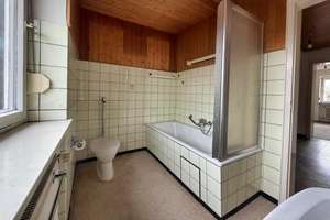 Ruhige Wohnoase in begehrter Lage! – Die vollständige Adresse der Immobilie erhältst du vom Anbieter., 84034 West, Landshut – Vorschaubild 12