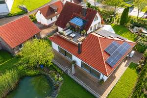 Private Insel gesucht? XXL-Haus mit Pool-Glow – Die vollständige Adresse der Immobilie erhältst du vom Anbieter., 91325 Adelsdorf – Vorschaubild 1