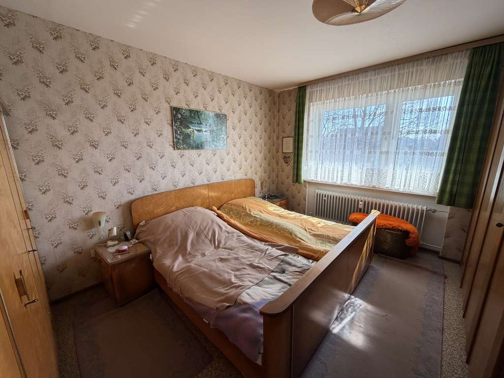 Immobilie in Lamspringe - Ansprechendes Zweifamilienhaus mit Ausbaupotenzial in Lamspringe - Bild 4