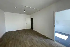 Renovierte 1-Zimmer-Wohnung mit Balkon in der 1. Etage – Zschampertaue 2, 4207 Leipzig – Vorschaubild 3