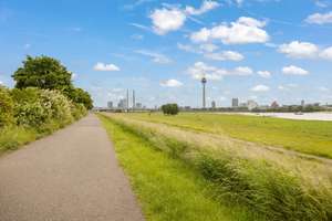 Raumwunder in Bestlage - Exklusive 320 m² in Düsseldorf-Oberkassel! – 40545 Oberkassel, Düsseldorf – Vorschaubild 3