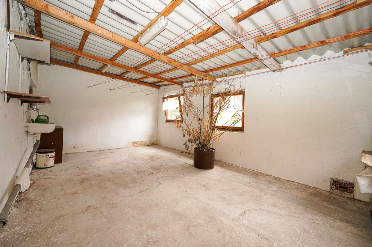 Immobilie in Nentershausen - +++ Geplagtes Einfamilienhaus für die kleine Familie +++ - Bild 12