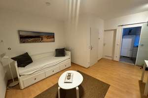 Gemütliche 1-Zimmer-Wohnung mit kleiner Küche. Essen-Rüttenscheid! – Vöcklinghauser Straße 3, 45130 Rüttenscheid, Essen – Vorschaubild 4