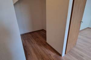 *** Großes Appartement, Badezimmer mit Wanne,  Fußboden aus 2023 *** – Merscheider Straße 224, 42699 Ohligs/Aufderhöhe/Merscheid, Solingen – Vorschaubild 6