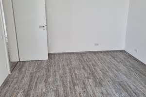 Kernsanierte Wohnung mit Balkon und Einbauküche – Regenbergastr. 33, 47137 Mittelmeiderich, Duisburg – Vorschaubild 6