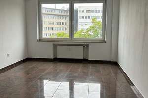Moderne 2-Zimmer-Wohnung in zentraler Innenstadtlage mit Balkon