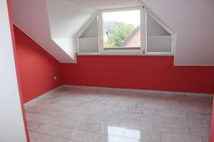 INPREX-IMMO GmbH - Helles Penthouse mit ruhigem Süd-Westbalkon, Kamin, 2 Bäder, Galerie etc. – Erlengrund 2, 50997 Rondorf, Köln – Vorschaubild 16