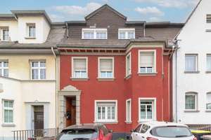 Gut vermietete Kapitalanlage: Charmanter MFH-Altbau mit 3 WE und Potenzial – Die vollständige Adresse der Immobilie erhältst du vom Anbieter., 53879 Euskirchen – Vorschaubild 2