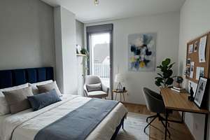Attraktive Dachgeschosswohnung in München  – Die vollständige Adresse der Immobilie erhältst du vom Anbieter., 81825 Waldtrudering, München – Vorschaubild 4