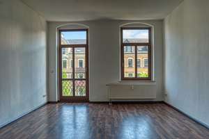 3-R.-Whg., hell/freundlich,  Gäste-WC,  Bad mit Wanne, Laminat Nußbaum – Weststraße 78, 9112 Kaßberg, Chemnitz – Vorschaubild 3