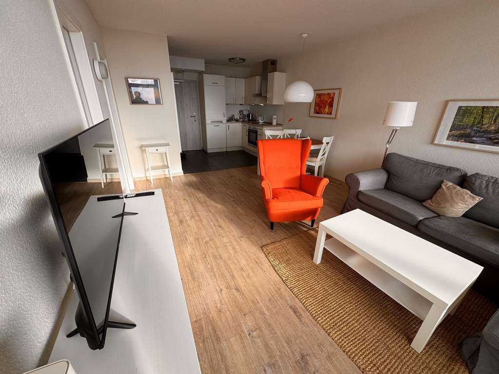 Immobilie in Braunlage - Von privat: 2,5-Zi.  Süd-Wohnung m. Balkon im 15. St. des Panoramic. Hier kann man sofort einziehen - Bild 4