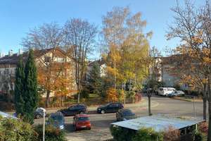 4-Zimmer-Wohnung mit Balkon und Einbauküche in ruhiger Lage von Stuttgart-Weilimdorf. – Rastatter Str. 5, 70499 Weilimdorf (Ortsteil), Stuttgart – Vorschaubild 3