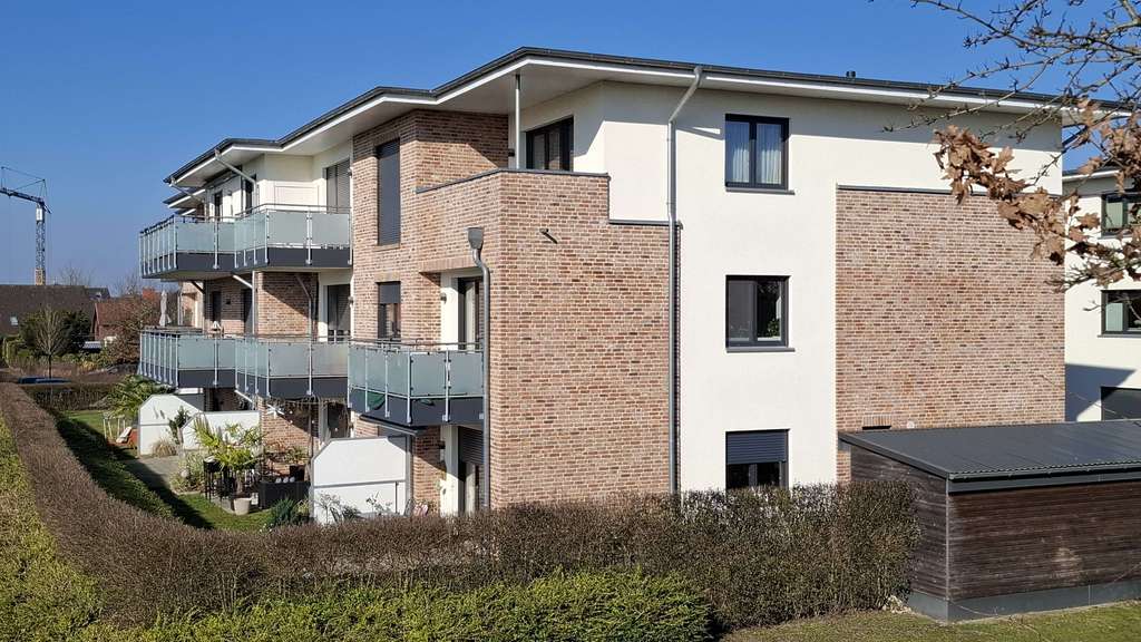 Immobilie in Hasloh - Provisionsfrei: Moderne 2-Zimmer-Wohnung im 1. OG mit Balkon und eigenem PKW-Stellplatz in Hasloh - Bild 0