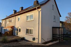 /// Charmantes Zweifamilienhaus in beliebter Lage von Niederkaufungen - modernisiert, gepflegt – Die vollständige Adresse der Immobilie erhältst du vom Anbieter., 34260 Kaufungen – Vorschaubild 2
