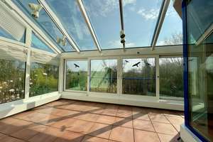 *Provisionsfrei* Außergewöhnliches Zweifamilienhaus im Grünen mit Wintergarten & Design-Kamin – Rosmerthastraße xx, 55126 Finthen, Mainz – Vorschaubild 12