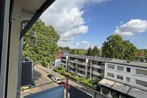 Gepflegte 2-Zimmer-Wohnung mit zwei Balkonen in begehrter Lage von Mannheim-Neuostheim